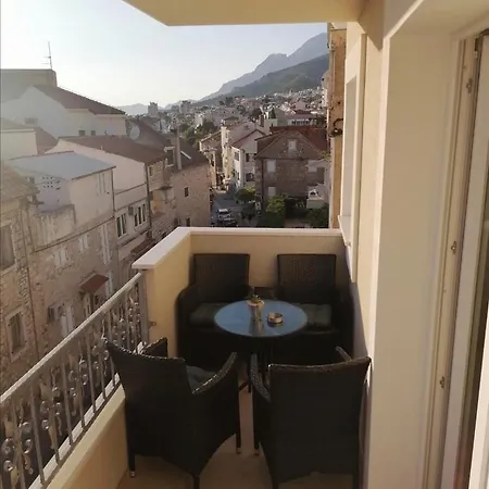 Onavi Apartment