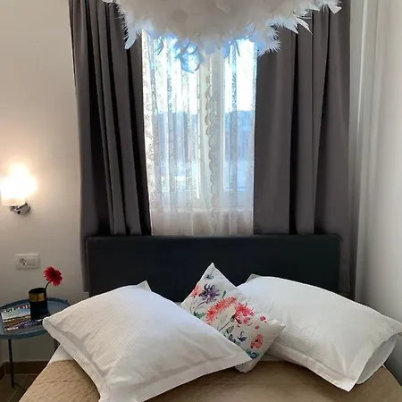 Onavi Apartment *