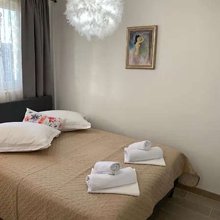 Onavi * מאקרסקה