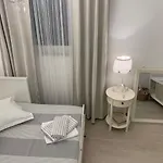 Onavi ماكارسكا