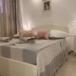 Onavi ماكارسكا