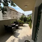 Onavi شقة *
