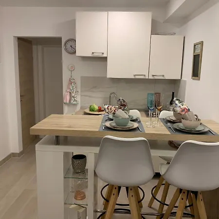 Onavi Appartamento Makarska